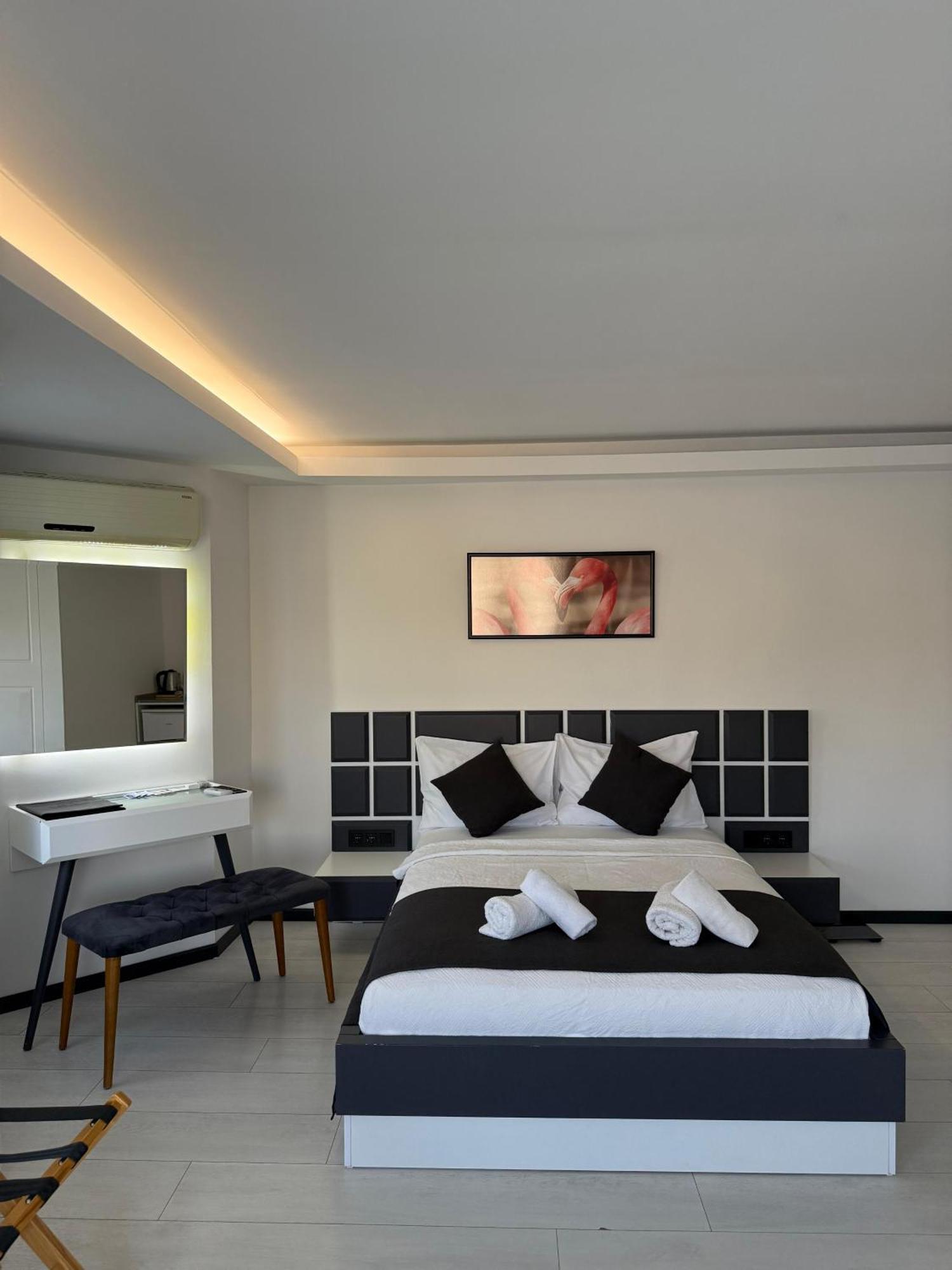 Aparthotel Wb Weekend 3*