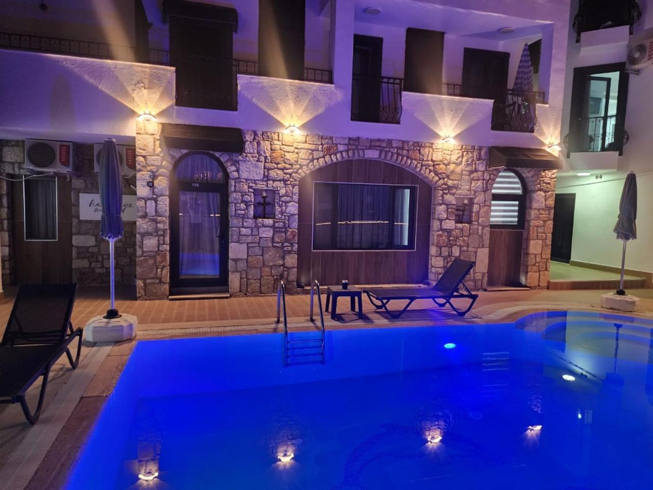 Aparthotel Wb Weekend 3*